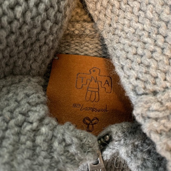 TNA aritzia zip up hoodie/ sweater turtle neck grey,white and black Lambswool - Picture 2 of 3